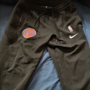 Nike New York Knicks Warm-up pants